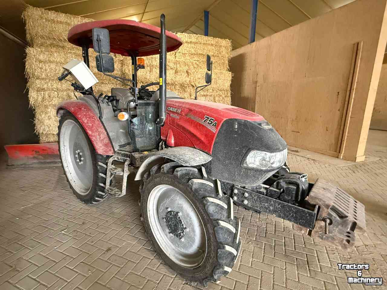 Tractor Case-IH Farmall 75a
