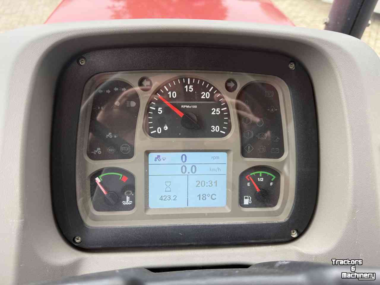 Tractor Case-IH Farmall 75a gps, kruip. Als nieuw!