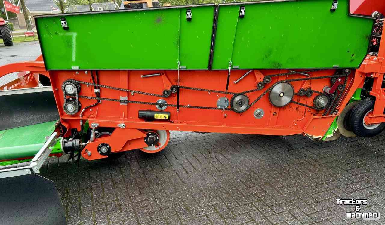 Onion harvester Holaras Uienrooiter UR 135 DB