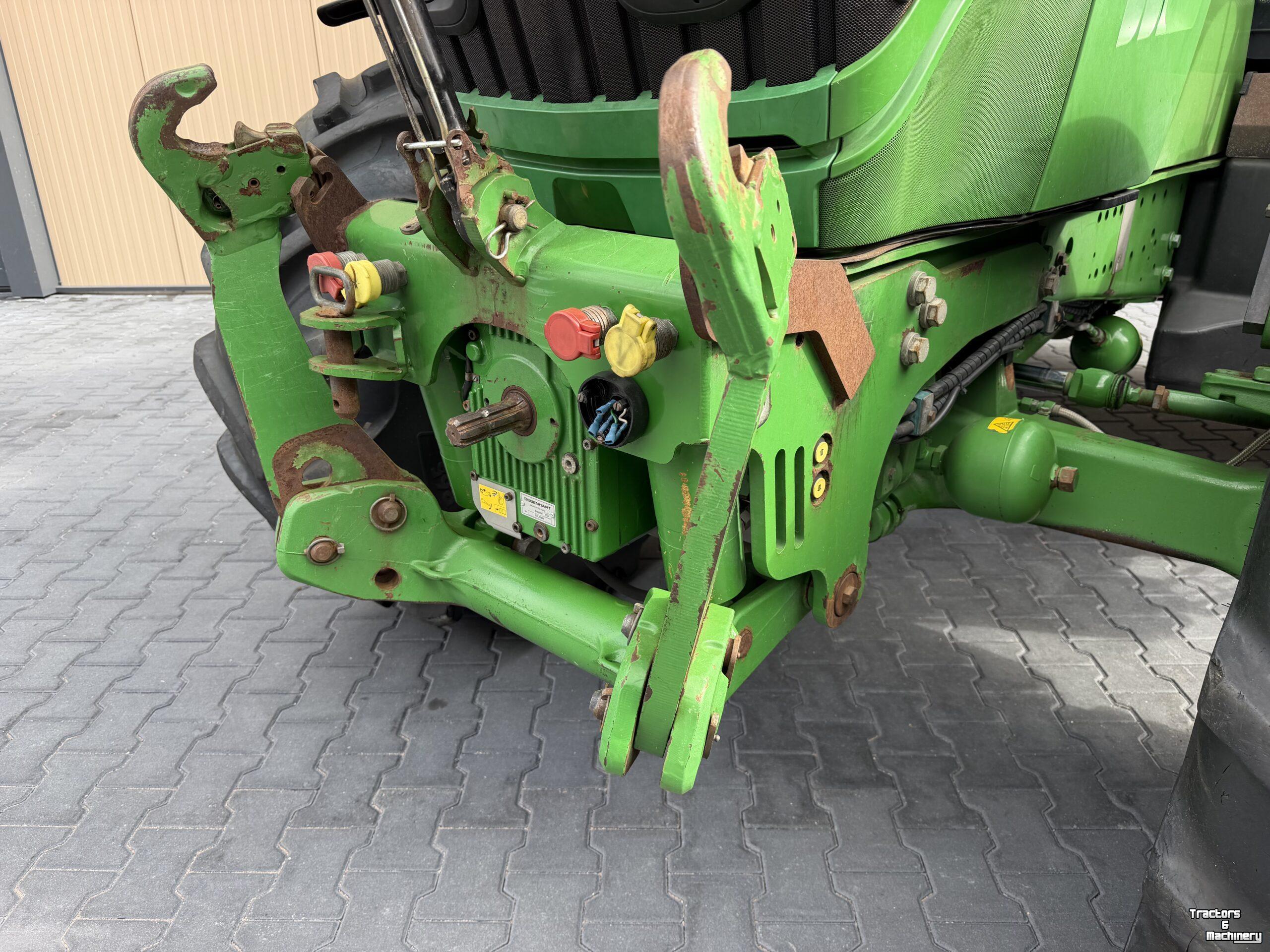 Tractor John Deere 6150R