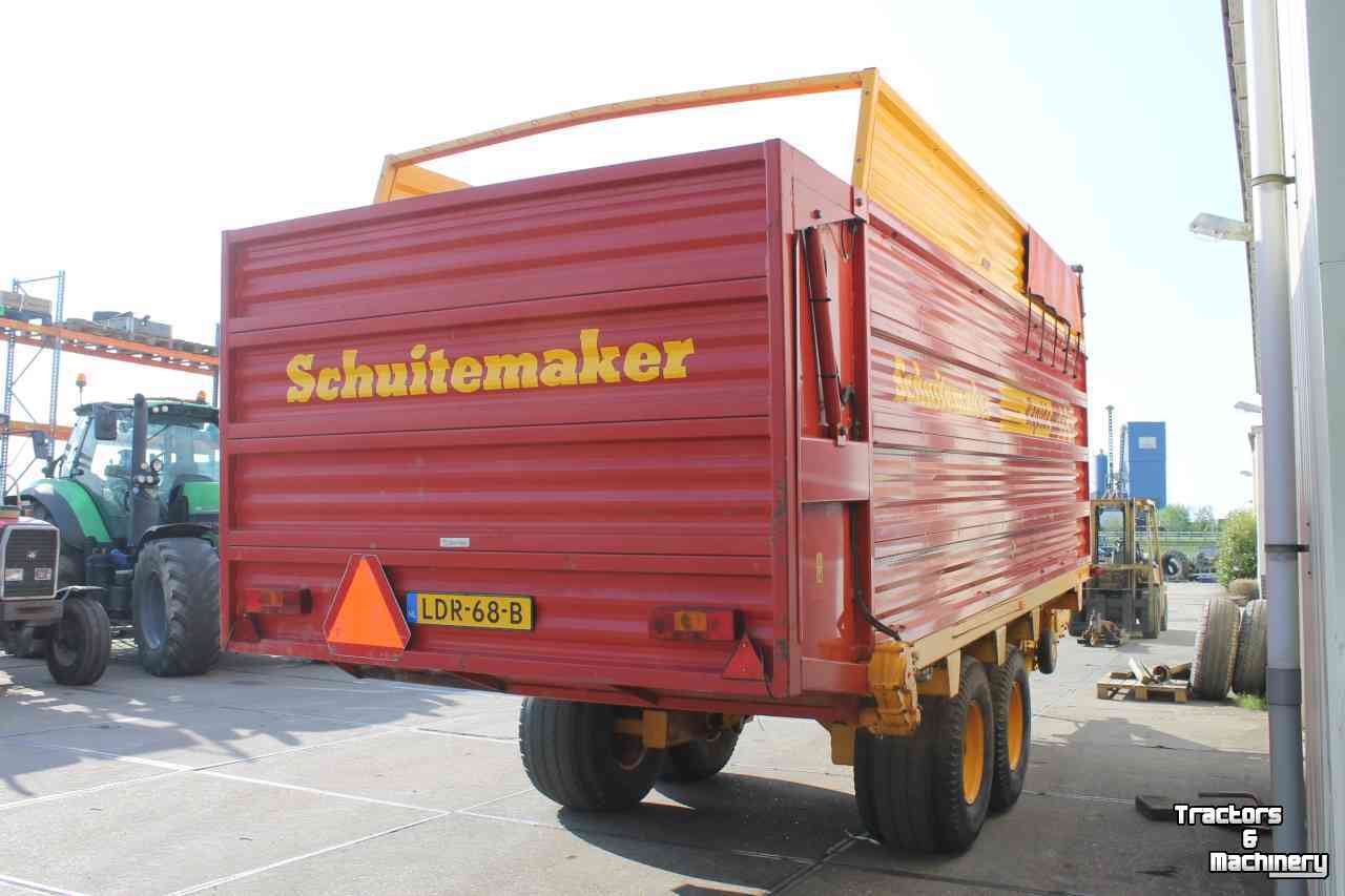 Self-loading wagon Schuitemaker Rapide 100 opraapwagen ladewagen opraapsnijwagen