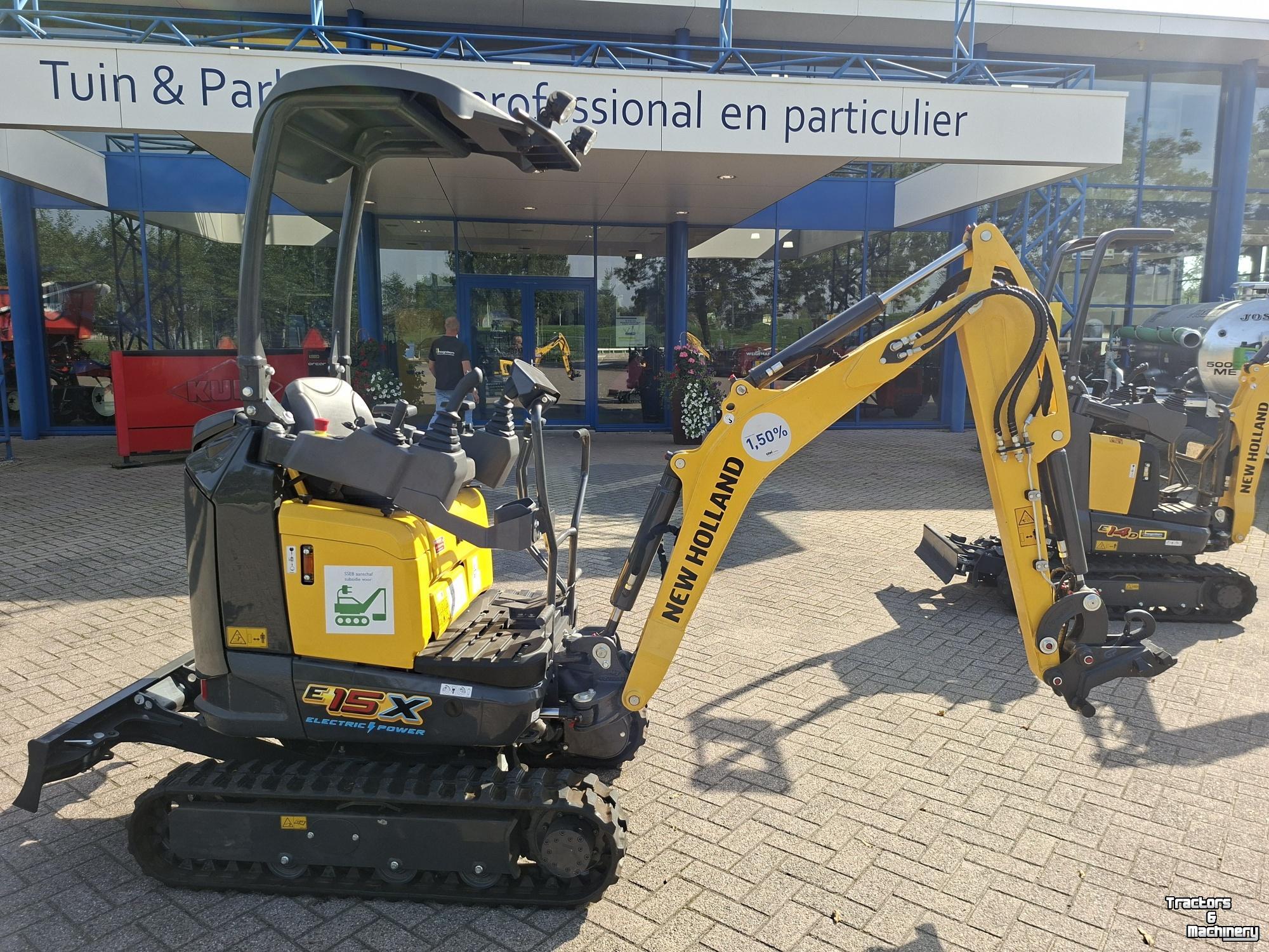 Mini-Excavator New Holland E15X