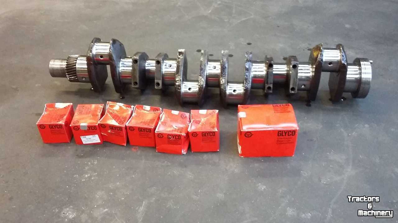 Used parts for tractors Case-IH International en Mc Cormick onderdelen