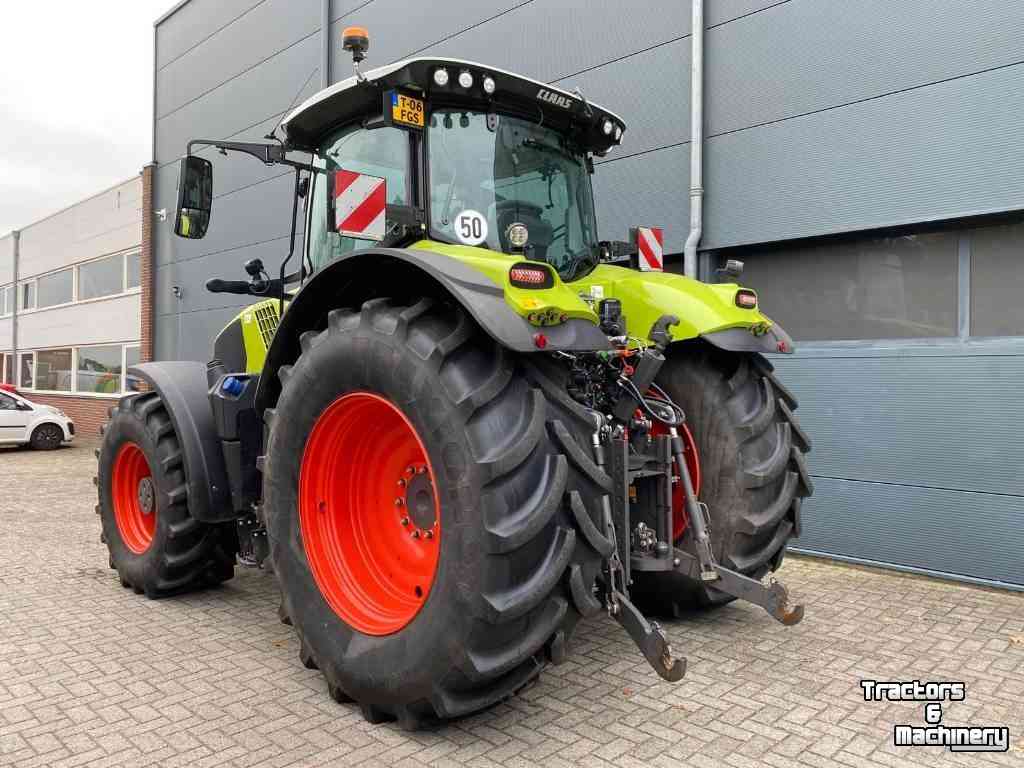 Tractor Claas AXION 830 CMATIC