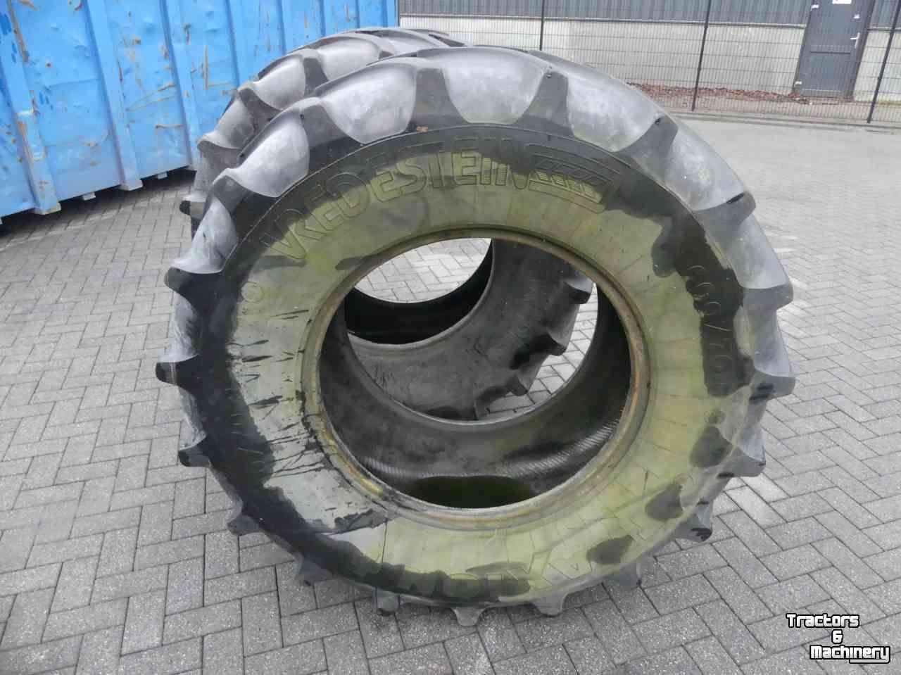 Other tractors and accessories Vredestein Vredestein 600/70R30