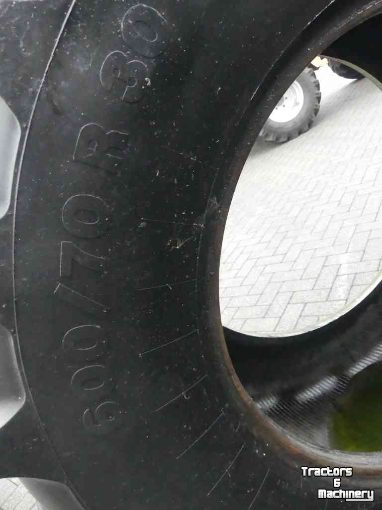Other tractors and accessories Vredestein Vredestein 600/70R30