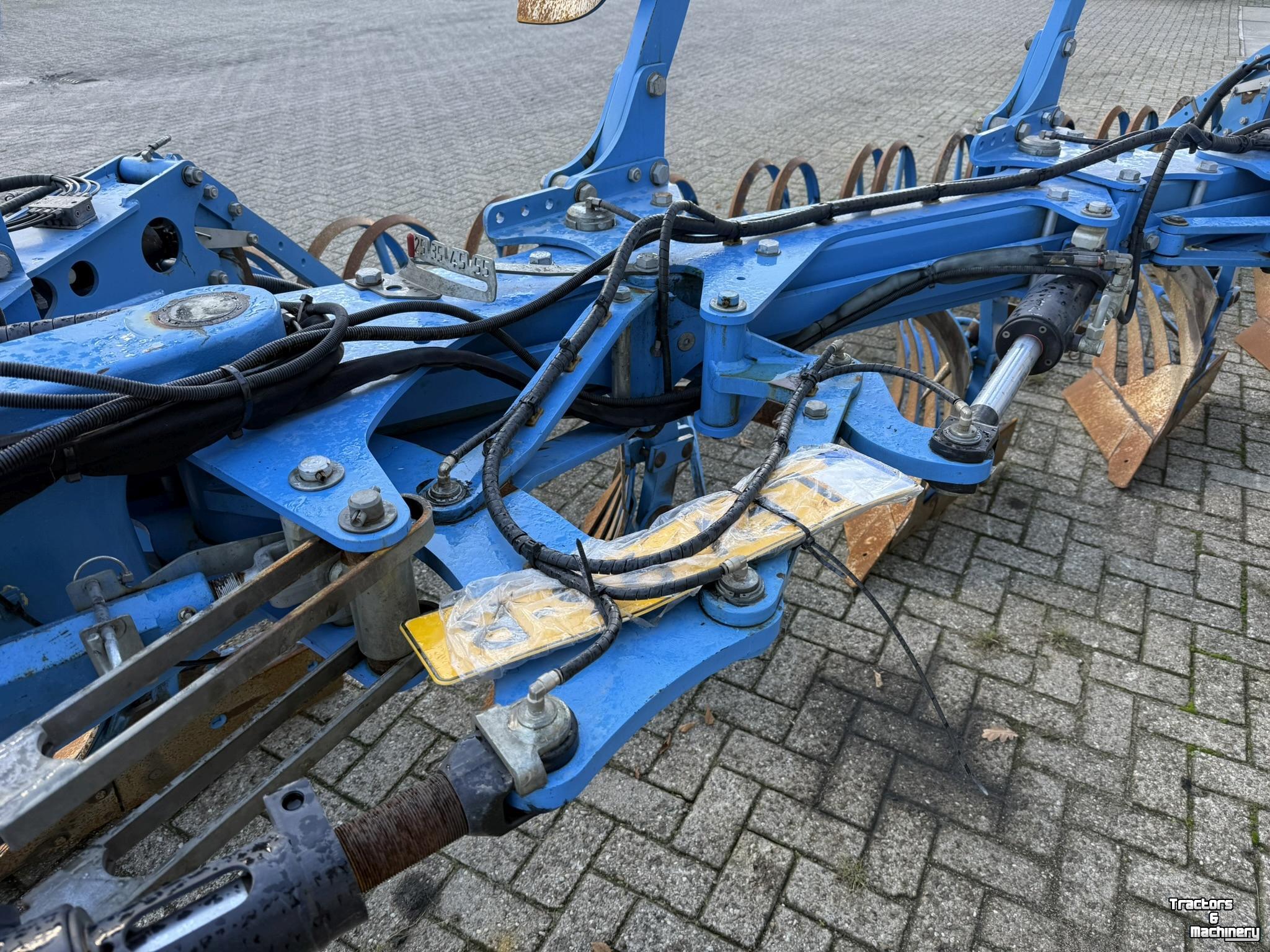 Ploughs Lemken Juwel 10MV-5 met FlexPack