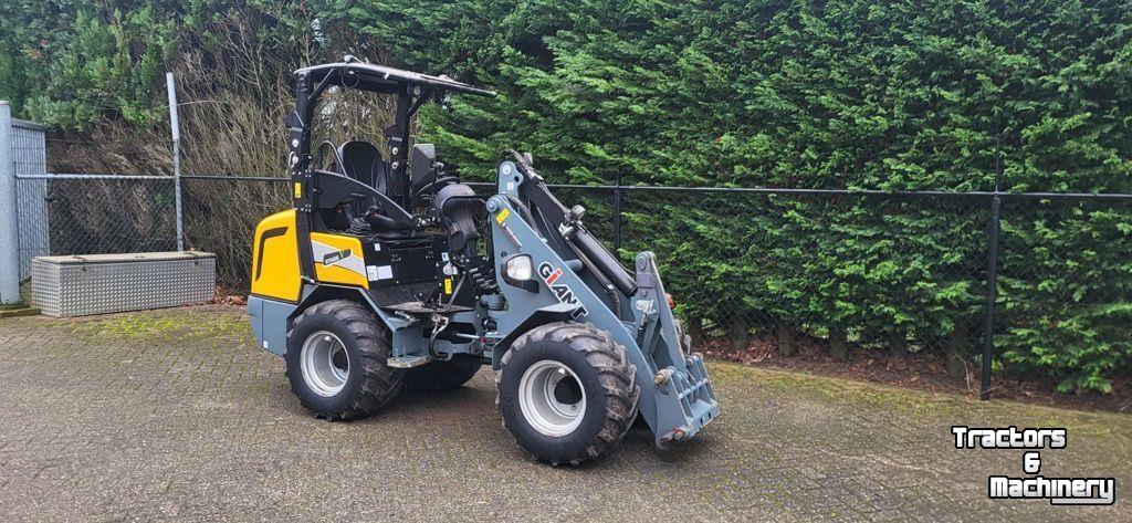 Wheelloader Giant G2500 HD