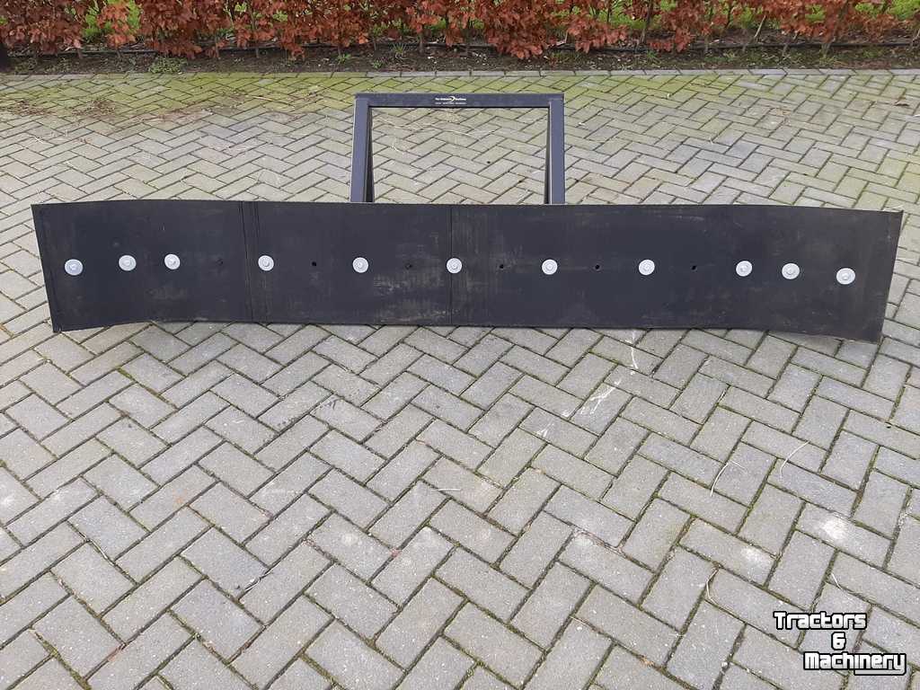 Rubber yard scraper Weidemann Rubberschuif 2.60m