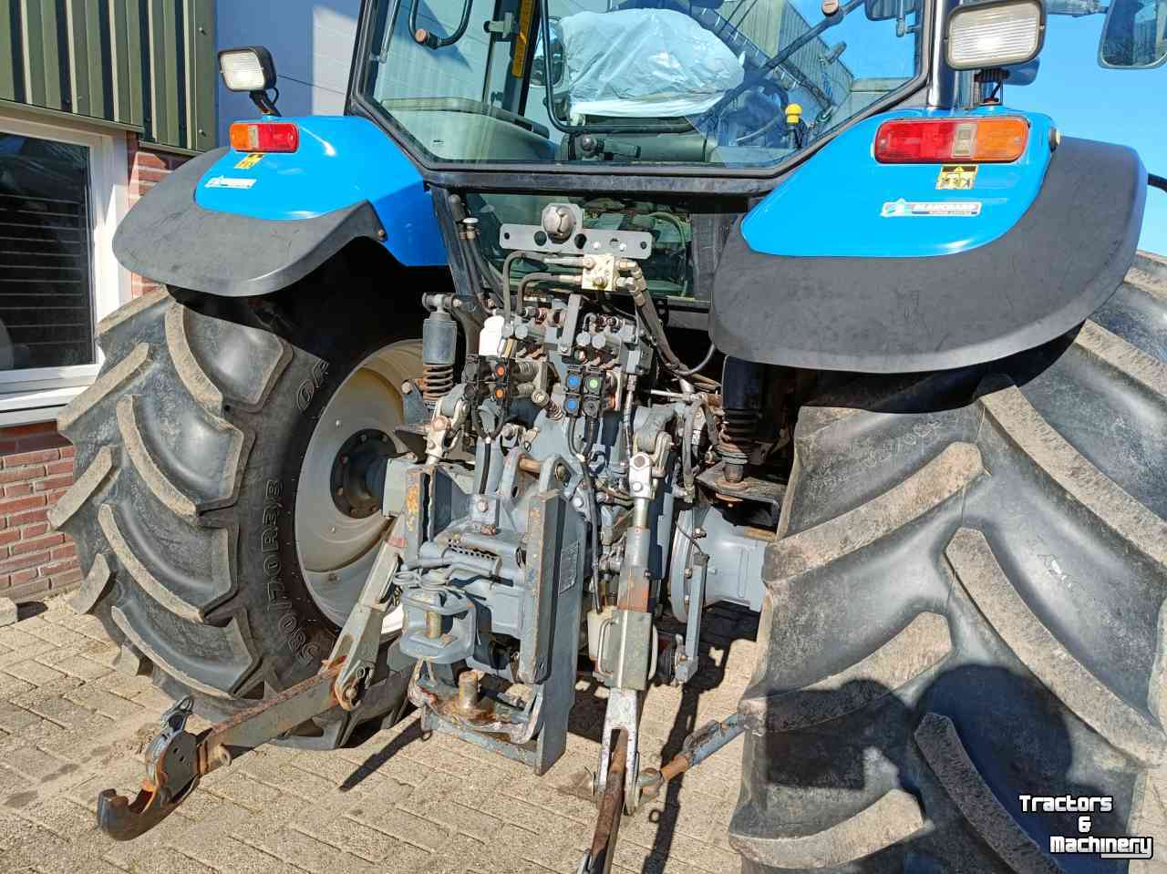 Tractors New Holland TM150 Supersteer Range Command
