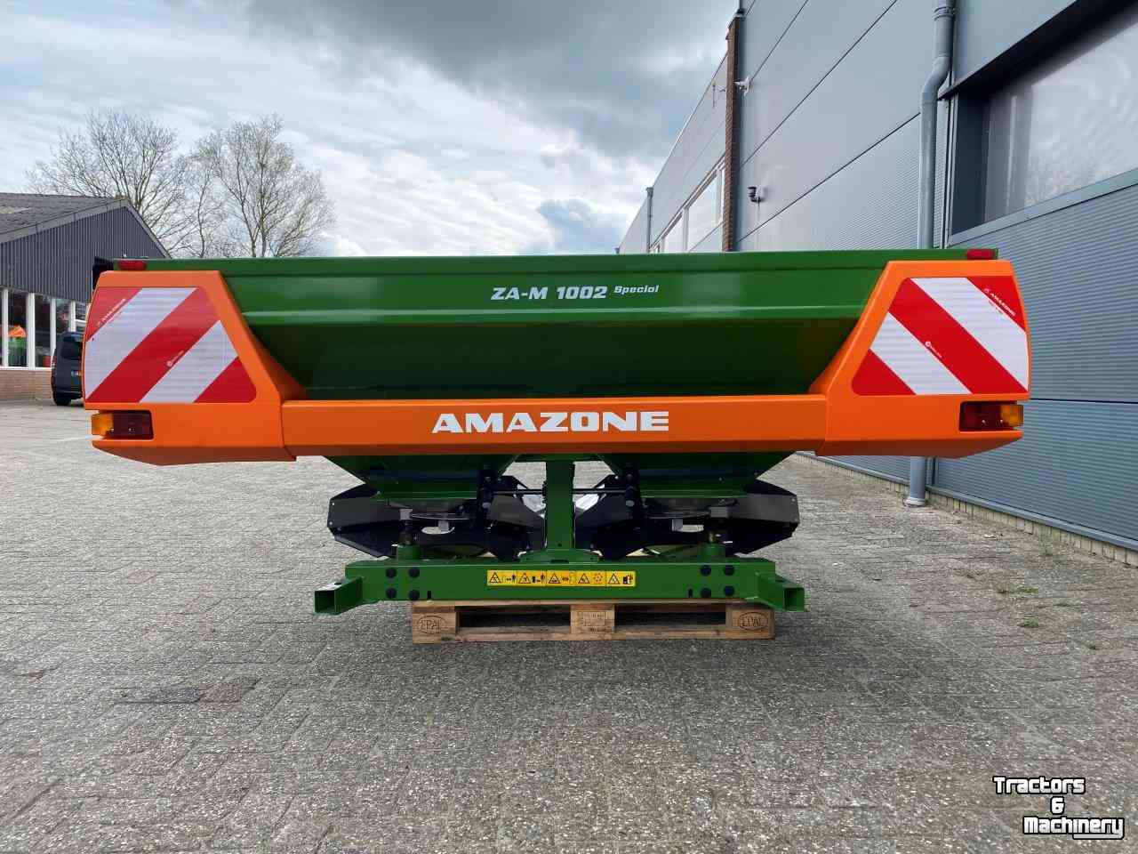 Fertilizer spreader Amazone ZA-M 1002
