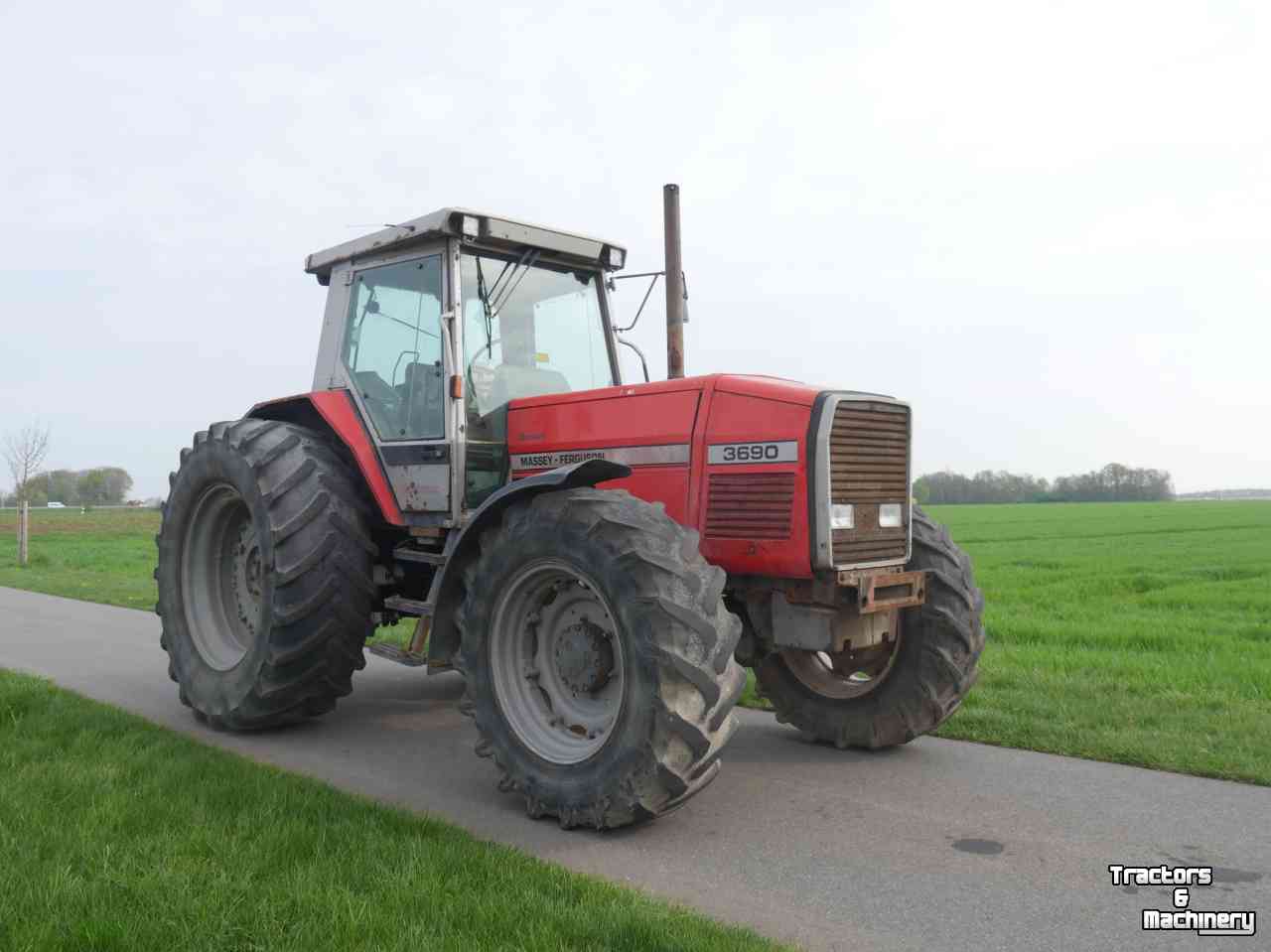 Tractor Massey Ferguson 3690 Dynashift