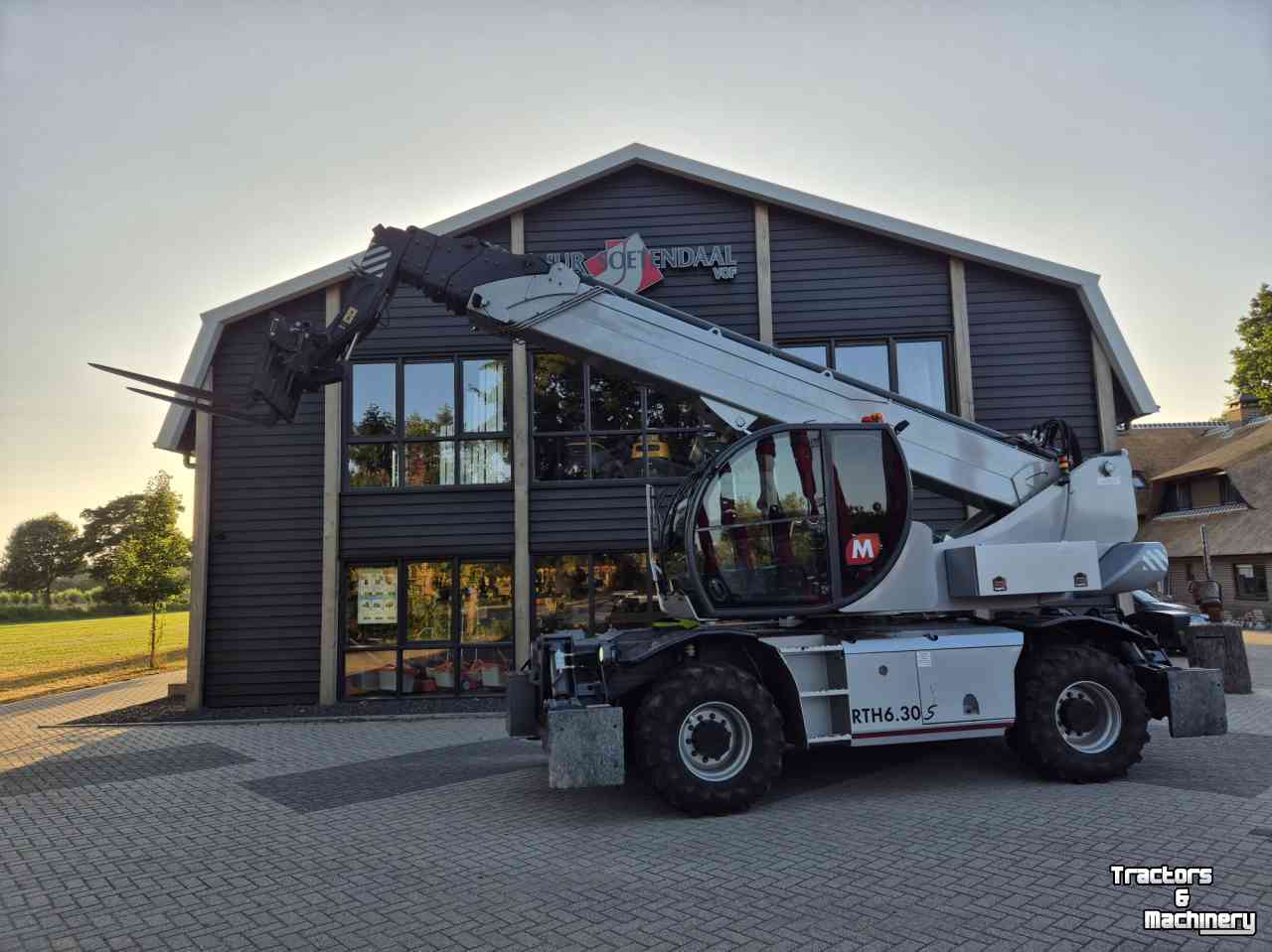 Telehandler Magni RTH 6.30