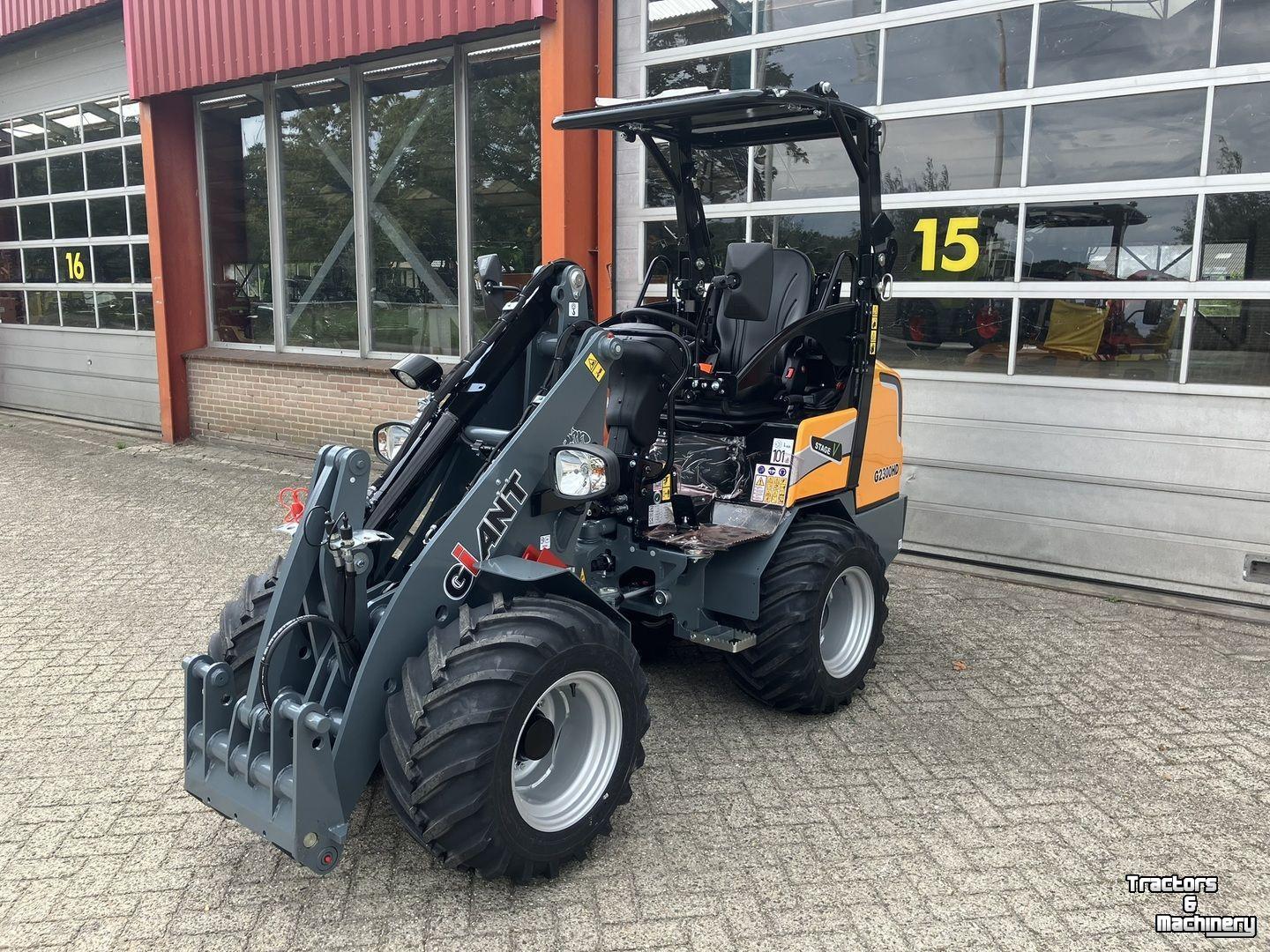 Wheelloader Giant G2300 HD