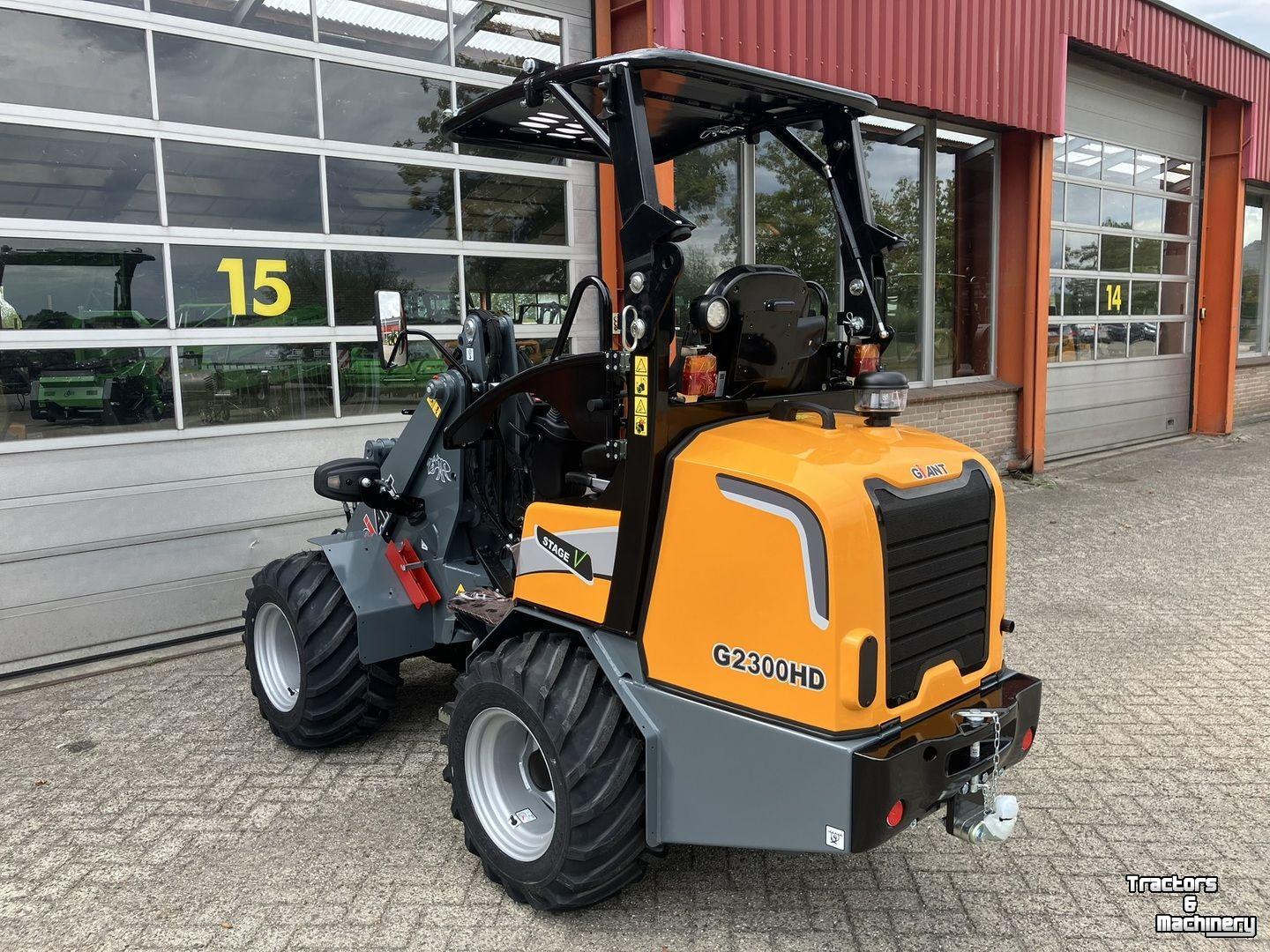 Wheelloader Giant G2300 HD