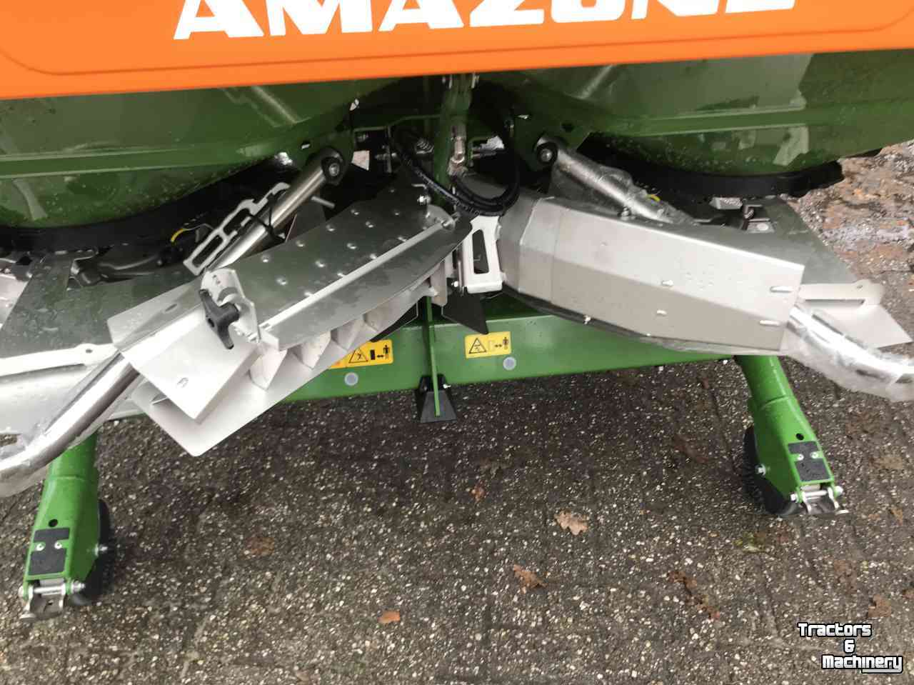 Fertilizer spreader Amazone ZA-TS 3200 Super Profis Hydro