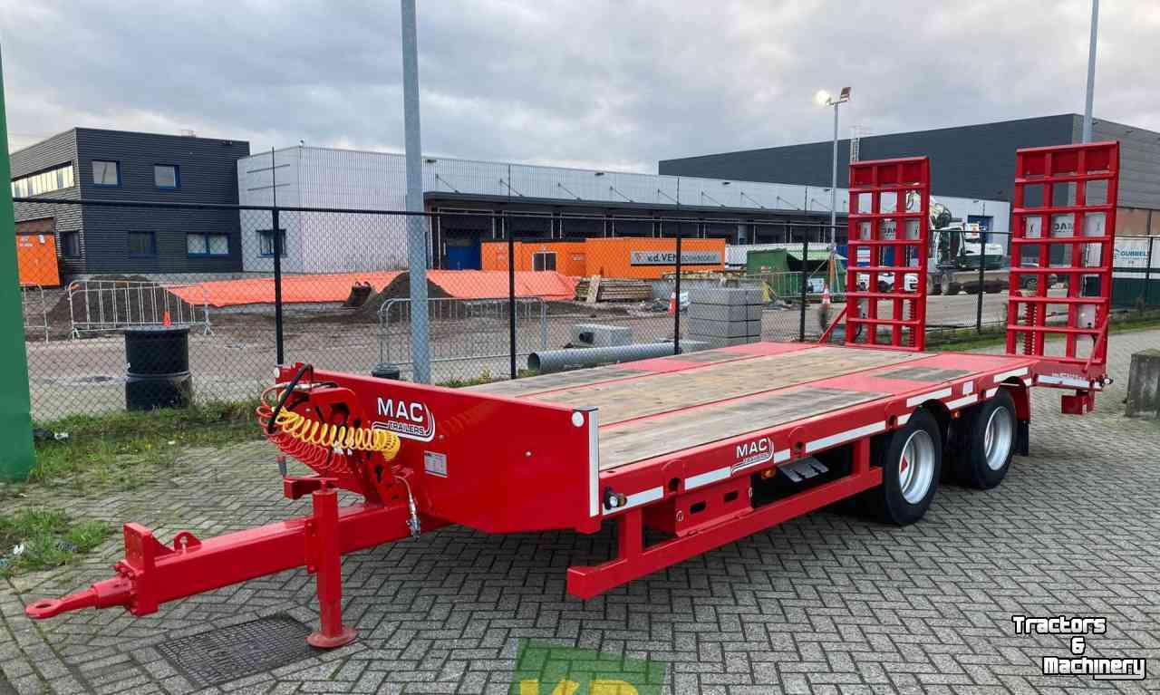 Low loader / Semi trailer MAC 16 Oprijwagen