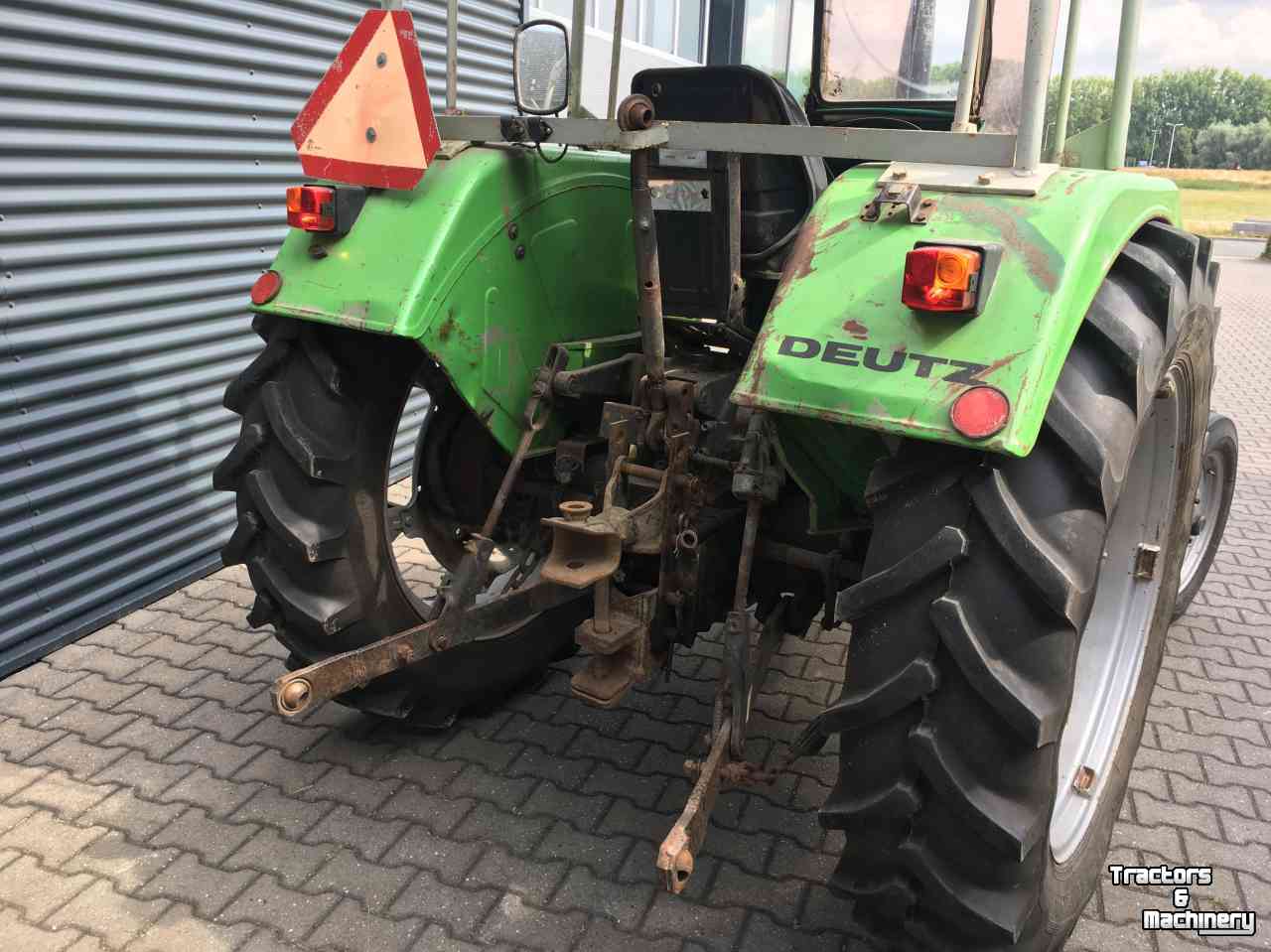Tractors Deutz D5206