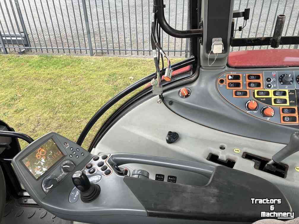 Tractor Valtra N142