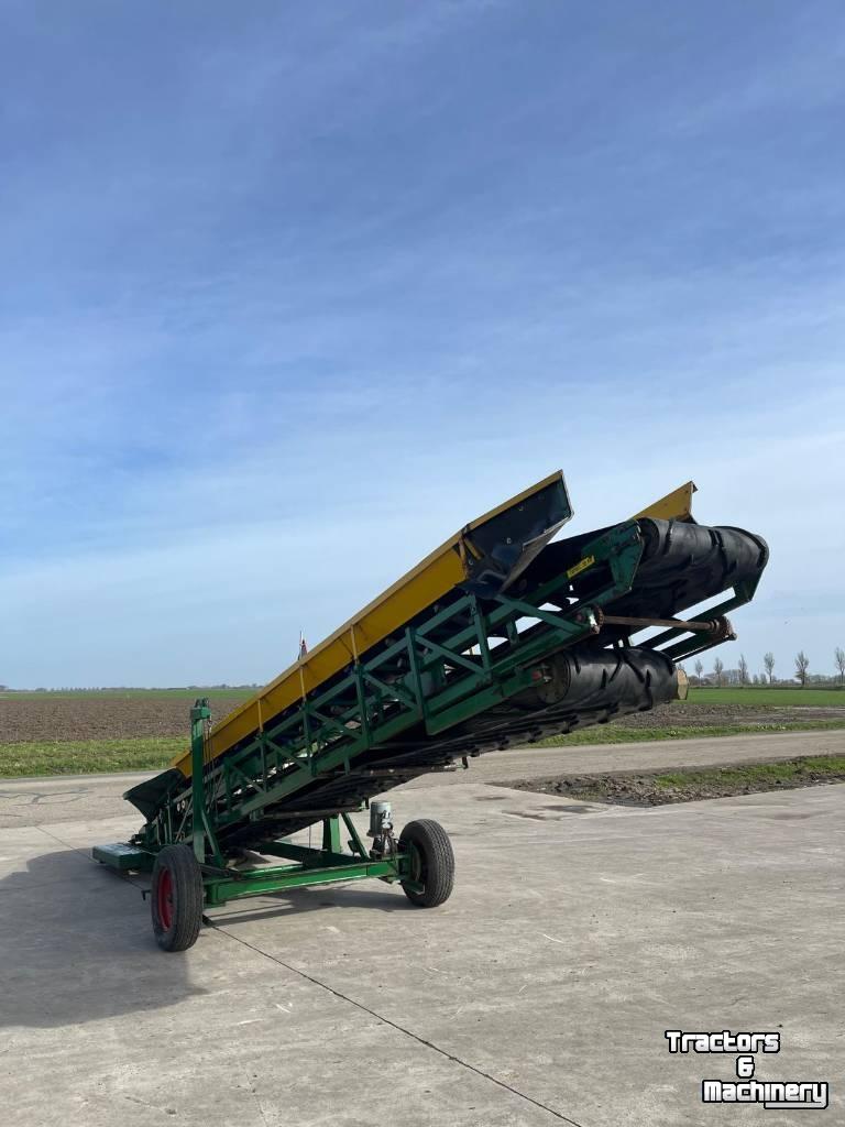 Telescopic storeloader Visser Hallenvuller