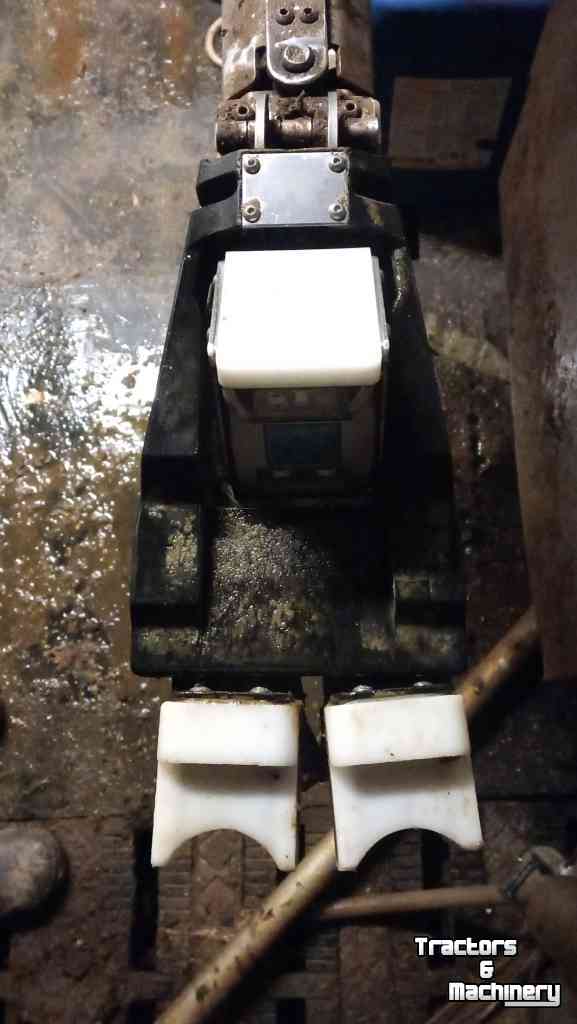 Milking robot Bou-Matic mr s2
