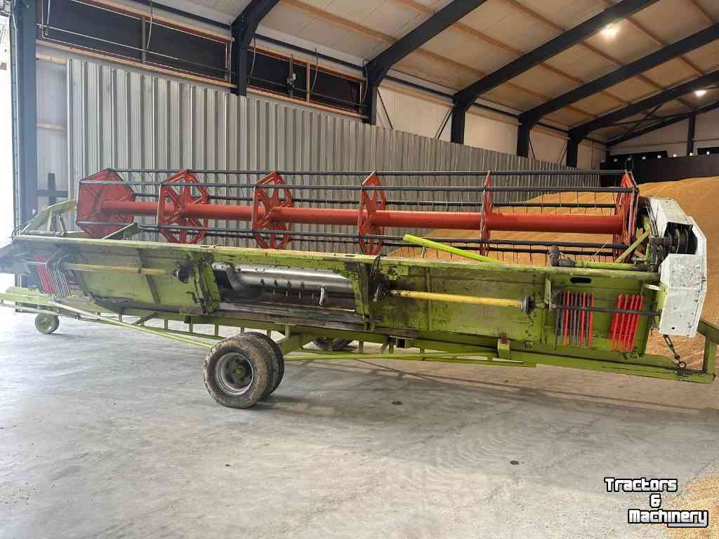 Forage-harvester Claas Dominator 218 Mega