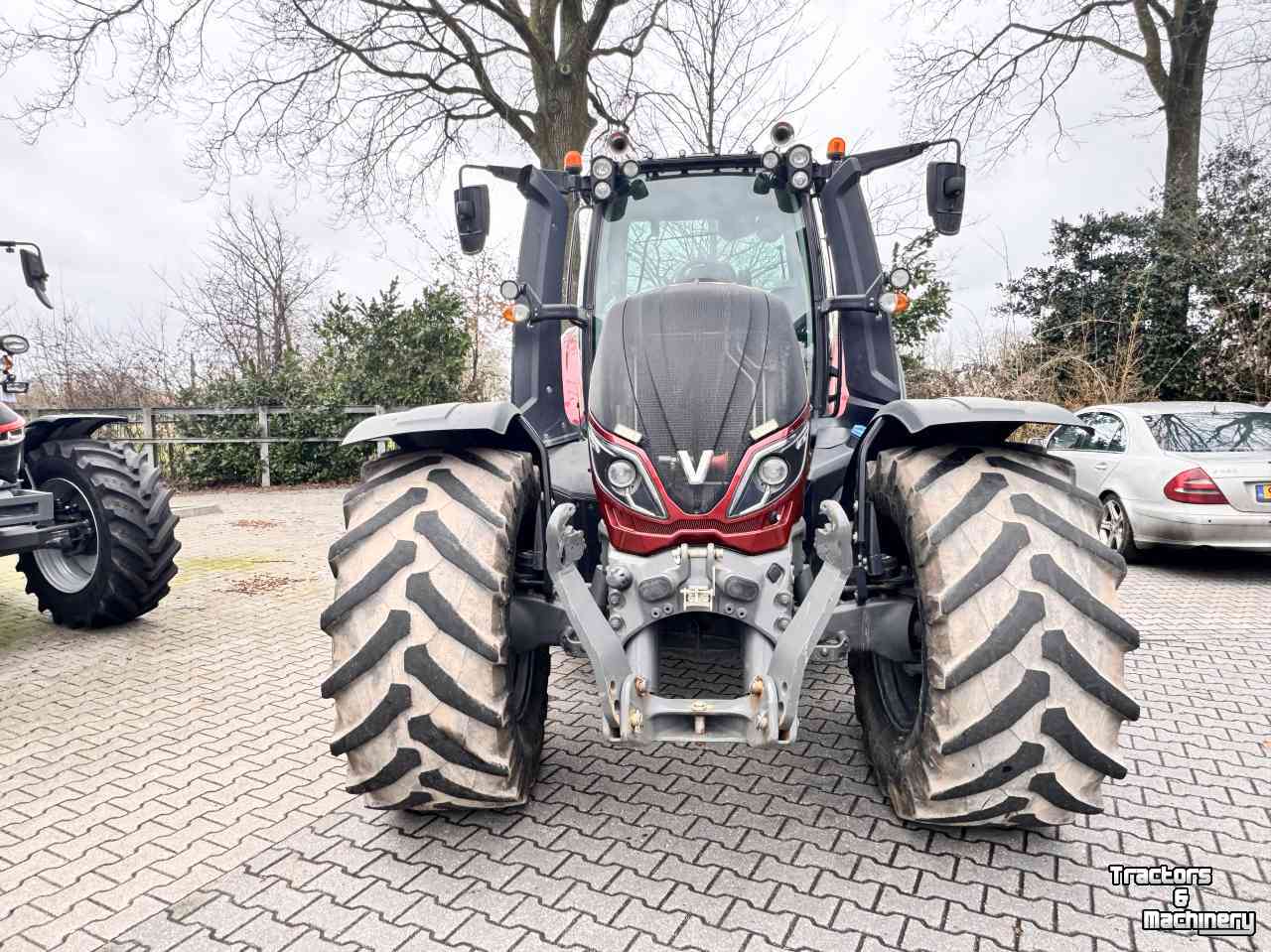 Tractor Valtra T174 Active