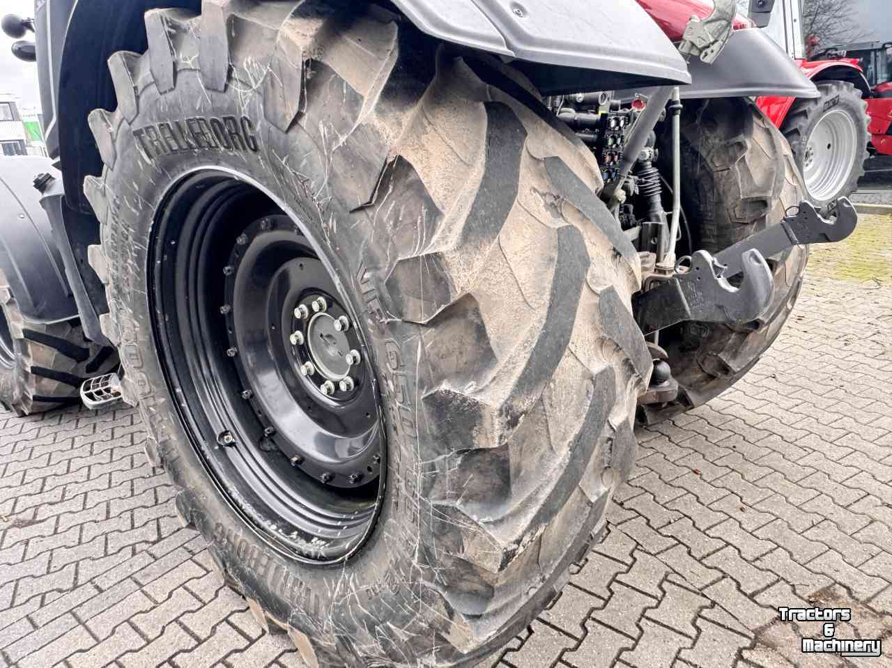 Tractor Valtra T174 Active
