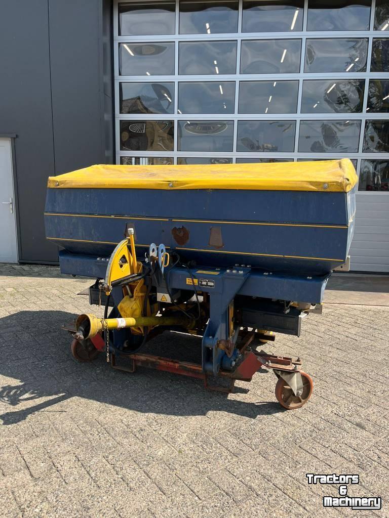 Fertilizer spreader Bogballe EXWTrend