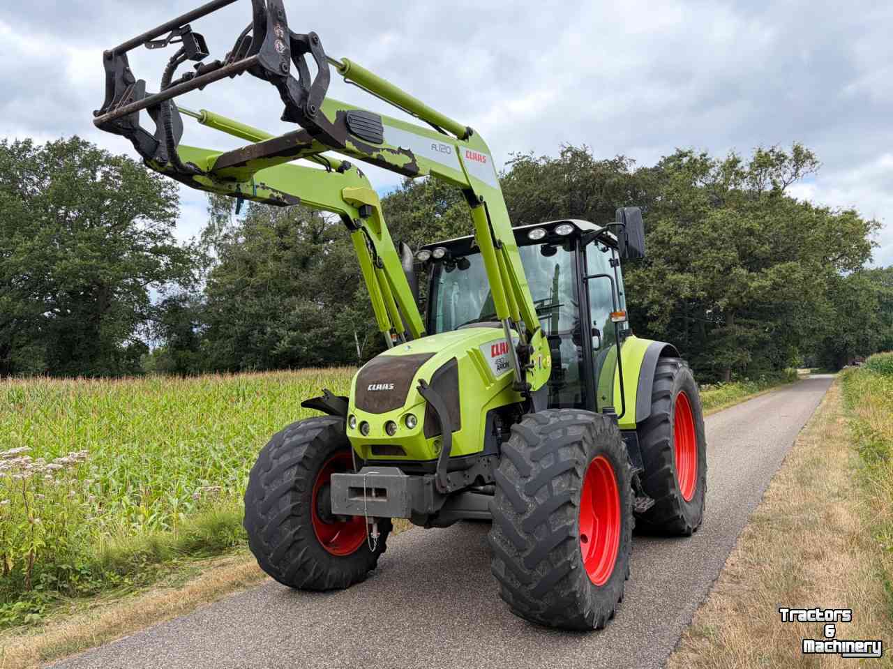 Tractor Claas Arion 430