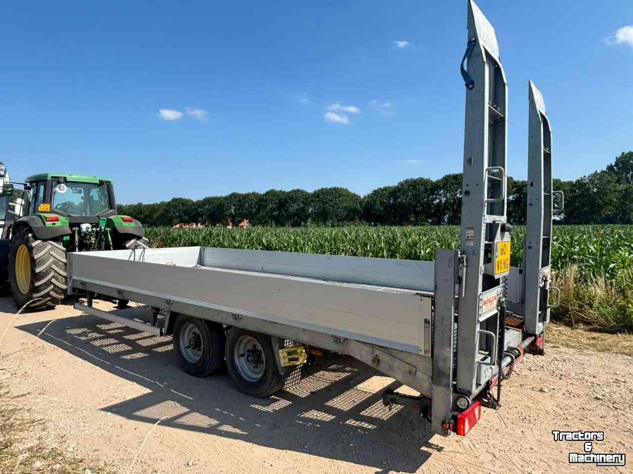 Low loader / Semi trailer  Möslein dieplader Oprijwagen