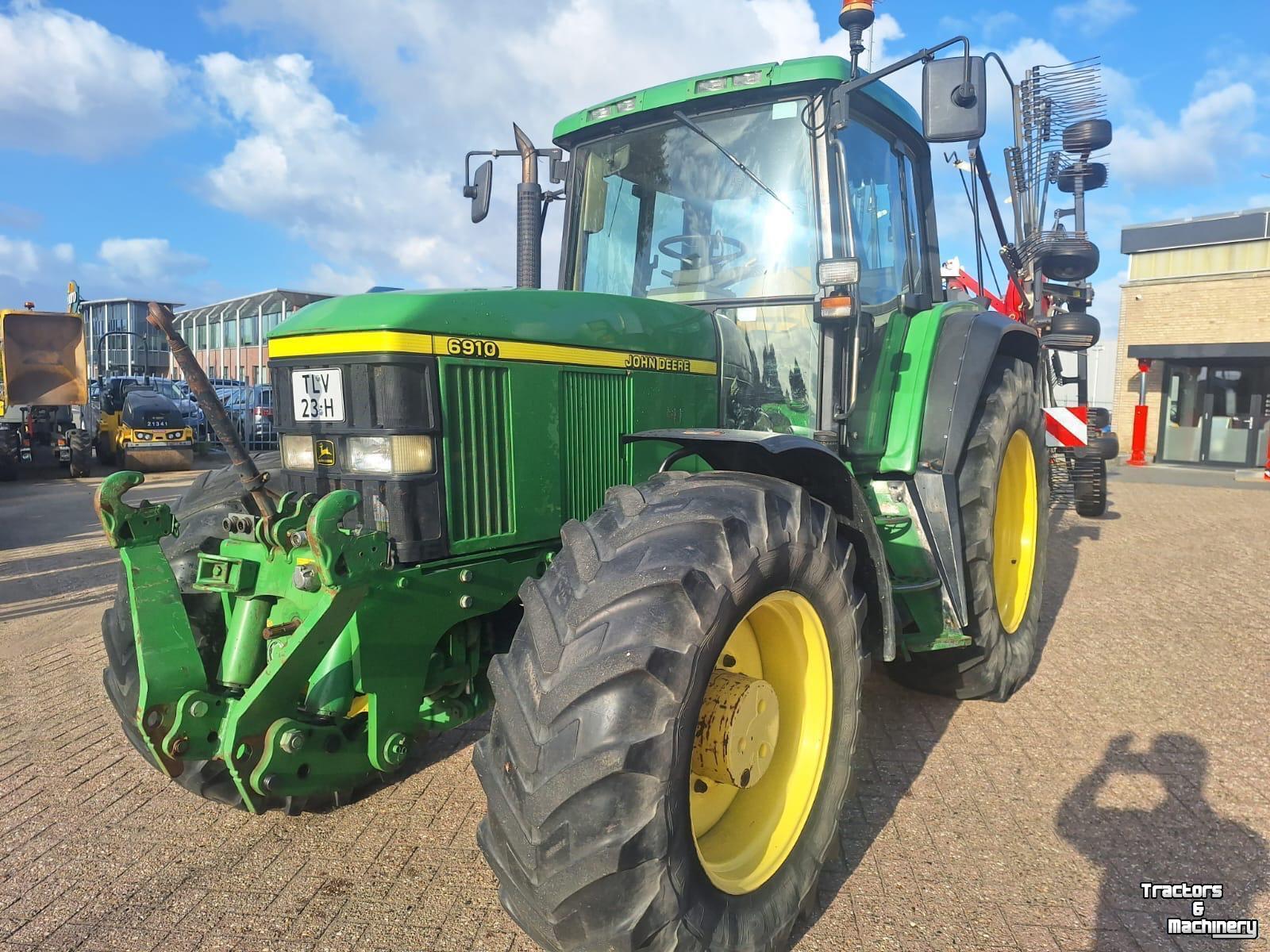Tractor John Deere 6910 Auto Power