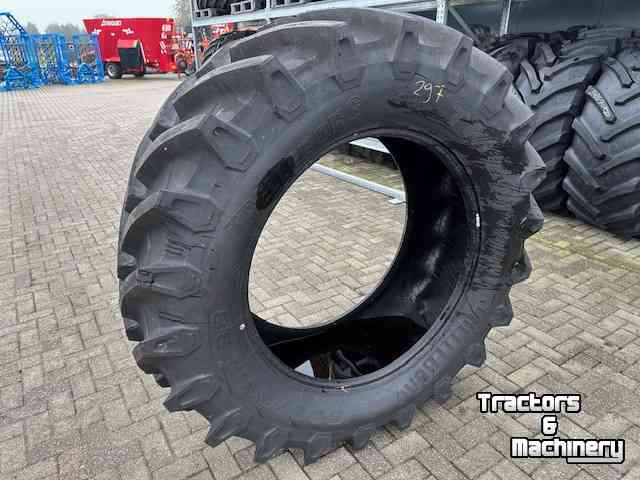 Wheels, Tyres, Rims & Dual spacers Trelleborg TM-800  600/65x38 (nieuw)
