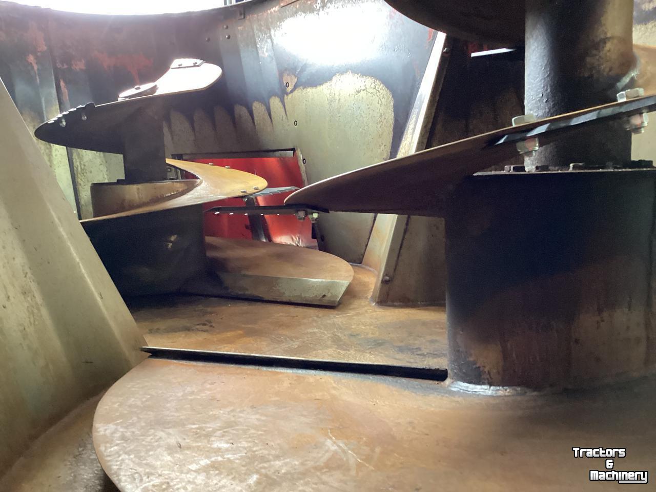 Feed mixer Kuhn Euromix 16-70