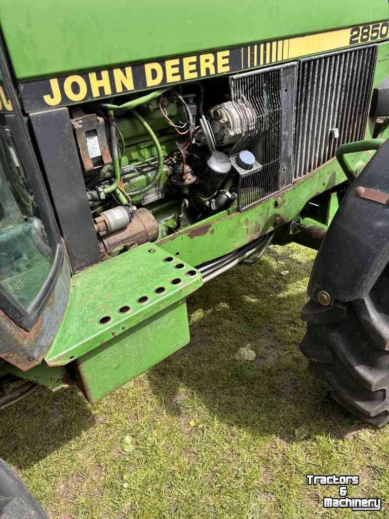 Tractor John Deere 2850