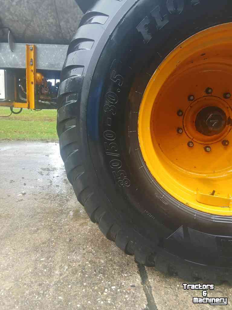 Slurry tank Veenhuis mesttank 7500 liter met bemester