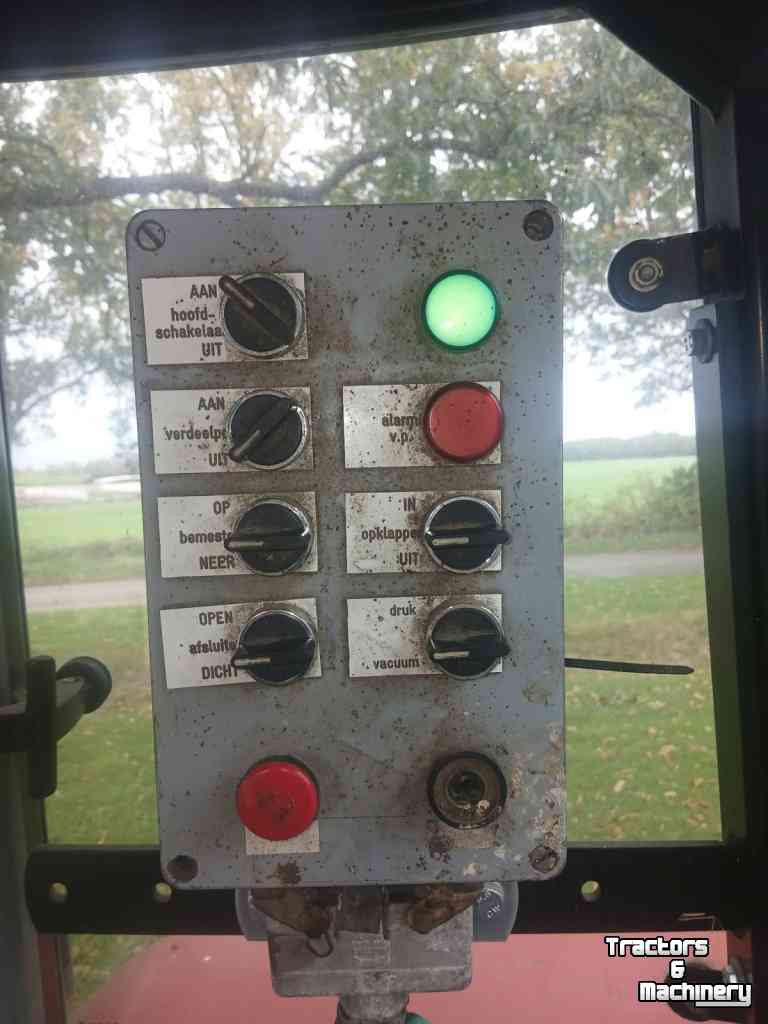Slurry tank Veenhuis mesttank 7500 liter met bemester