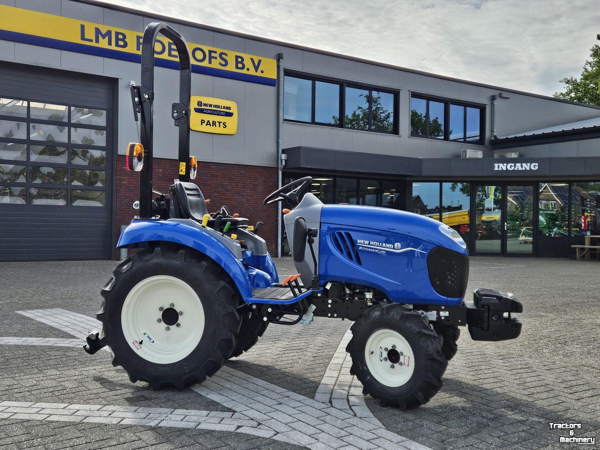 Small-track Tractor New Holland Boomer 25