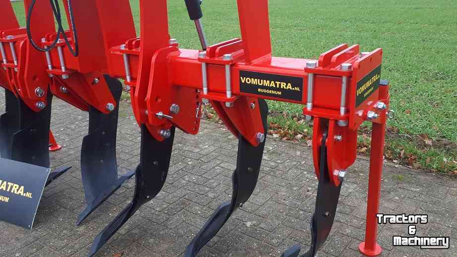 Deep subsoiler ADV Technik Voorzetwoeler Woeler Stand. Met hydr. hef