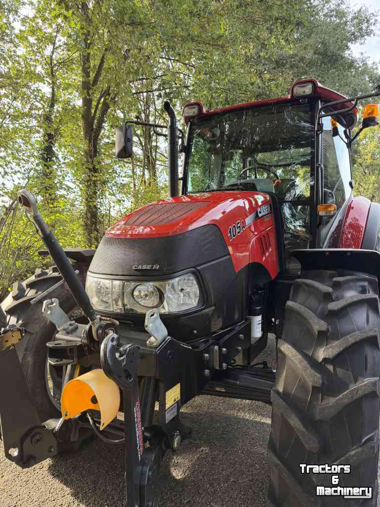 Tractor Case-IH Farmall 105A
