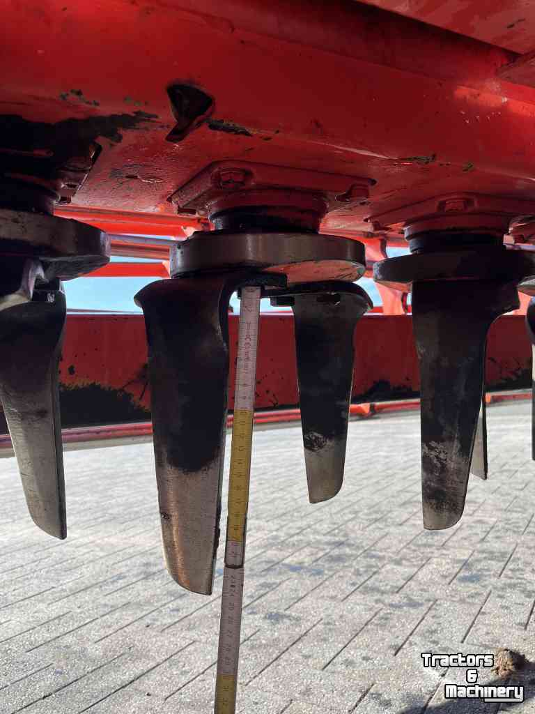 Seedbed combination Gaspardo Maschio Gaspardo Nina 300 + DM3000