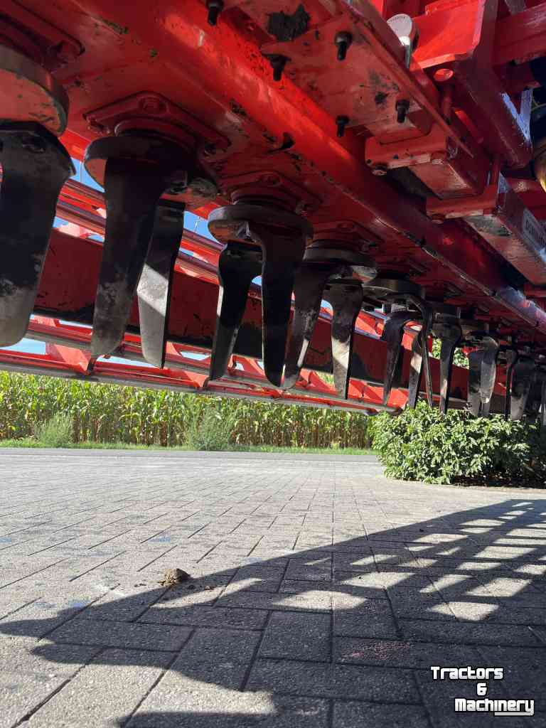 Seedbed combination Gaspardo Maschio Gaspardo Nina 300 + DM3000