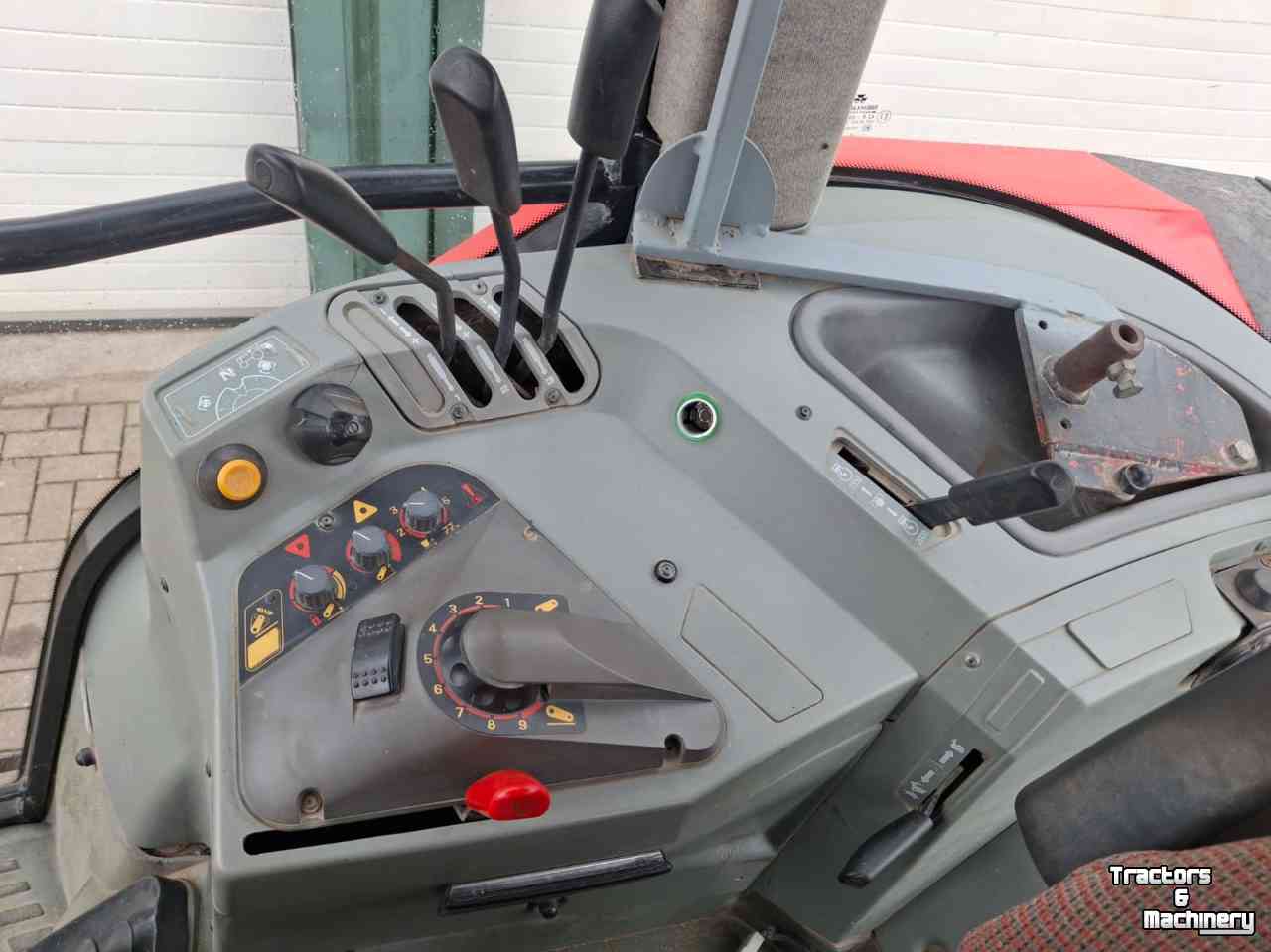 Tractor Massey Ferguson 6150 Dynashift