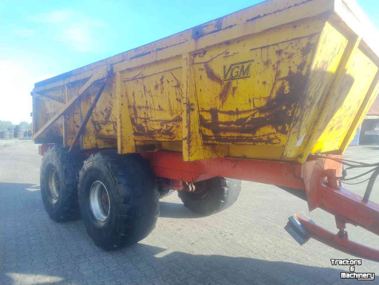 Earth- / Sand-dumper VGM 20 tons dumper