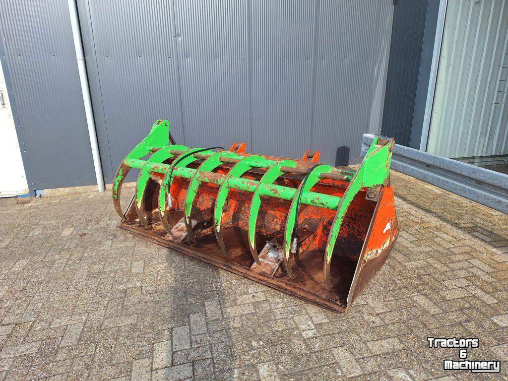 Loading buckets Holaras KROKO 240-DK