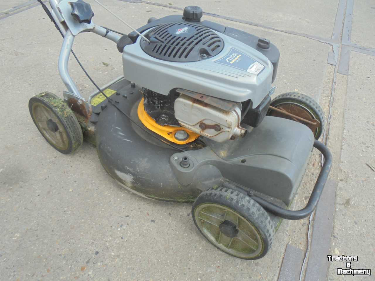 Push-type Lawn mower Stiga Multiclip Pro 53SB gazonmaaier mulchmaaier voorwielaandrijving grasmaaier