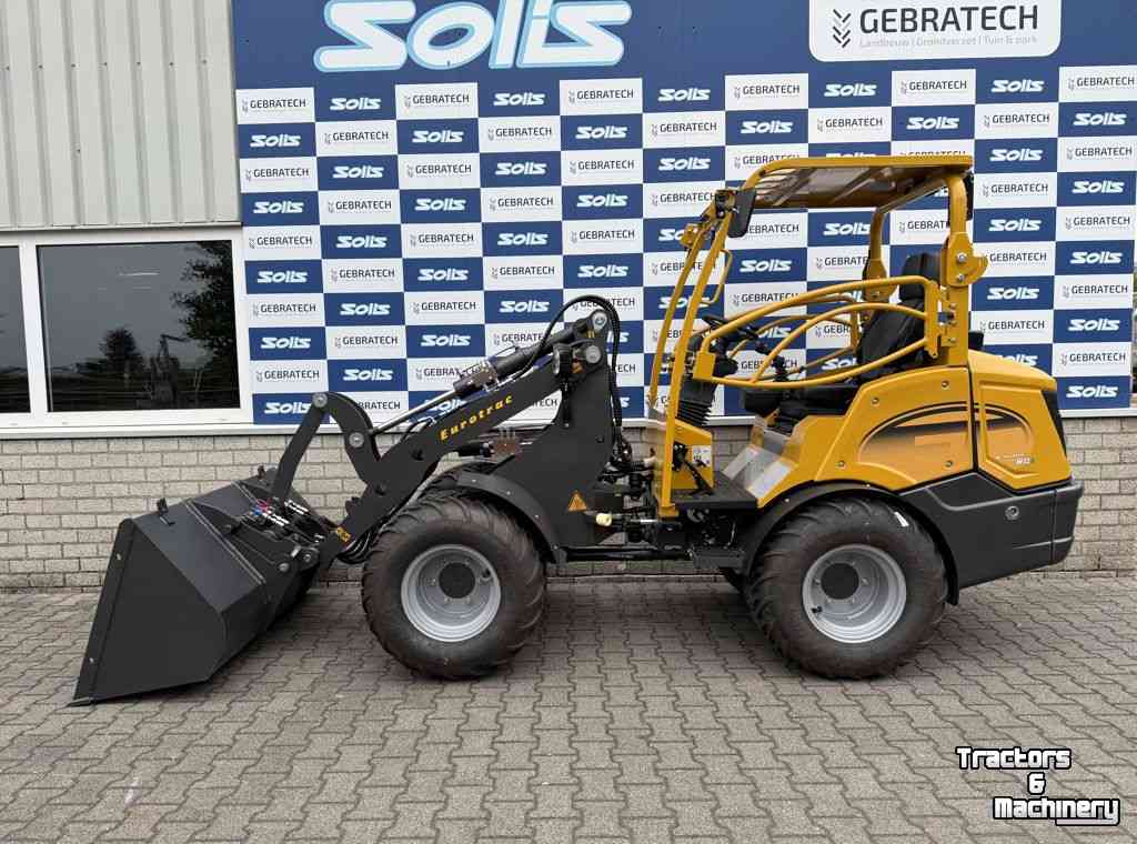 Wheelloader Eurotrac w12 €325 p/mnd. loader shovel minishovel