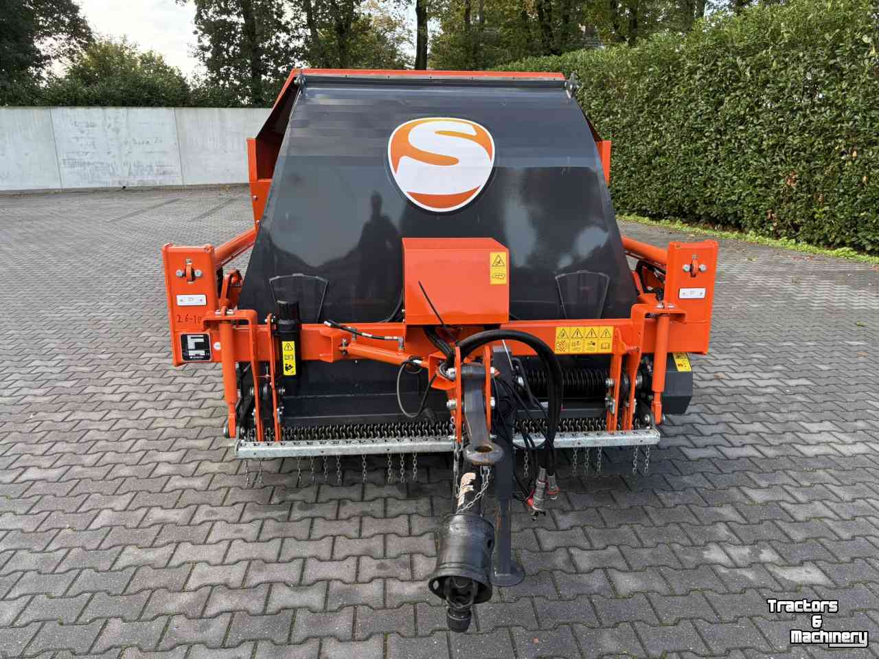 Mower-vacuum combination Schouten Maver M1803