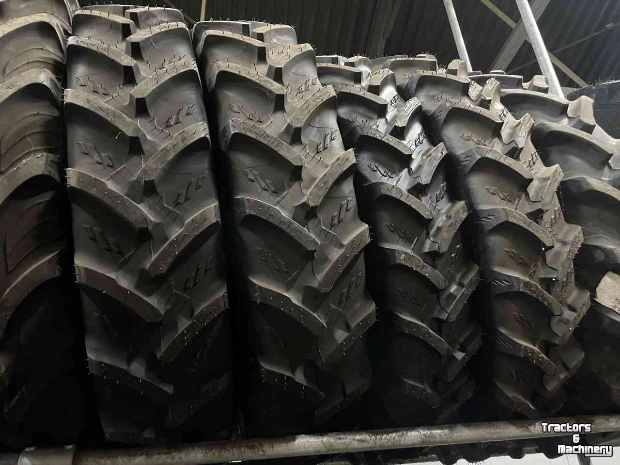 Wheels, Tyres, Rims & Dual spacers Kleber 270/95R38 KLEBER CROPKER 140D/143A8 TL