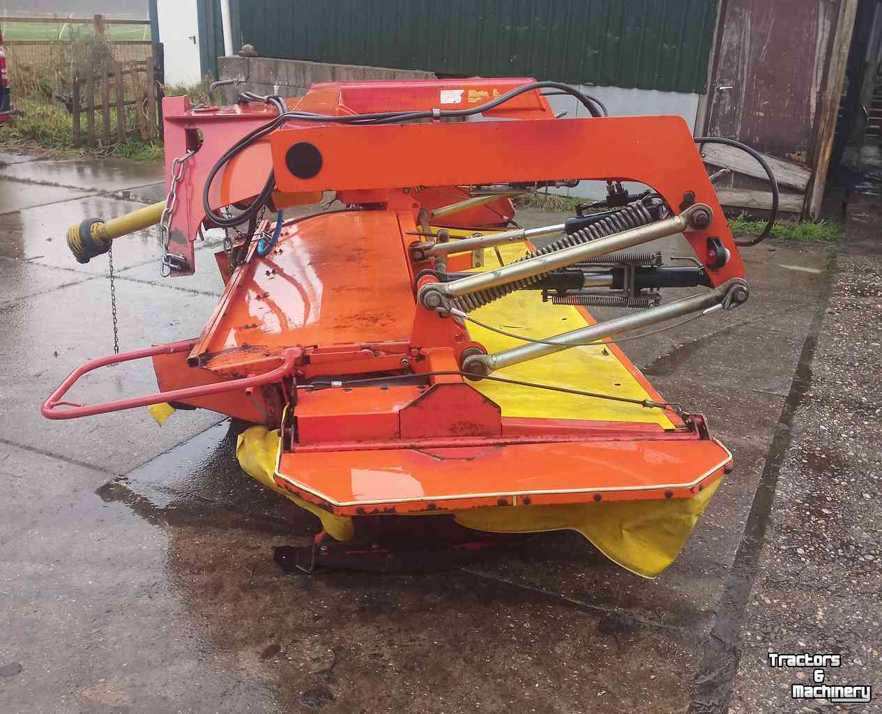 Mower Fella SM310FZ-KC frontschijvenmaaier met kneuzer